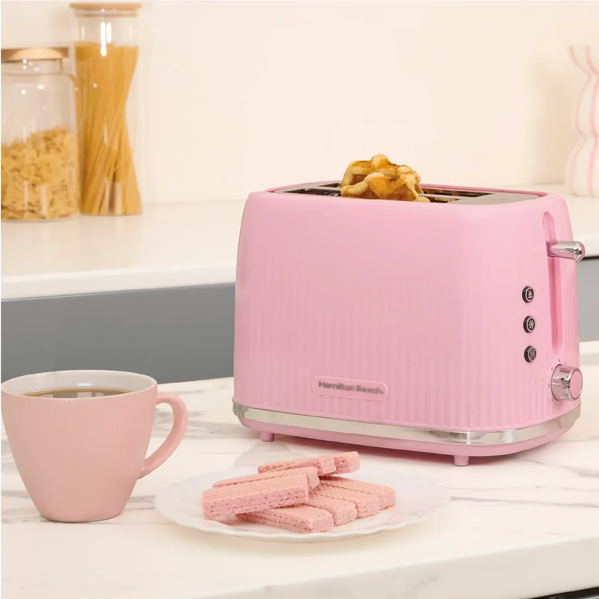 Hamilton Beach Miami Toaster Flamingo Pink - Image 3