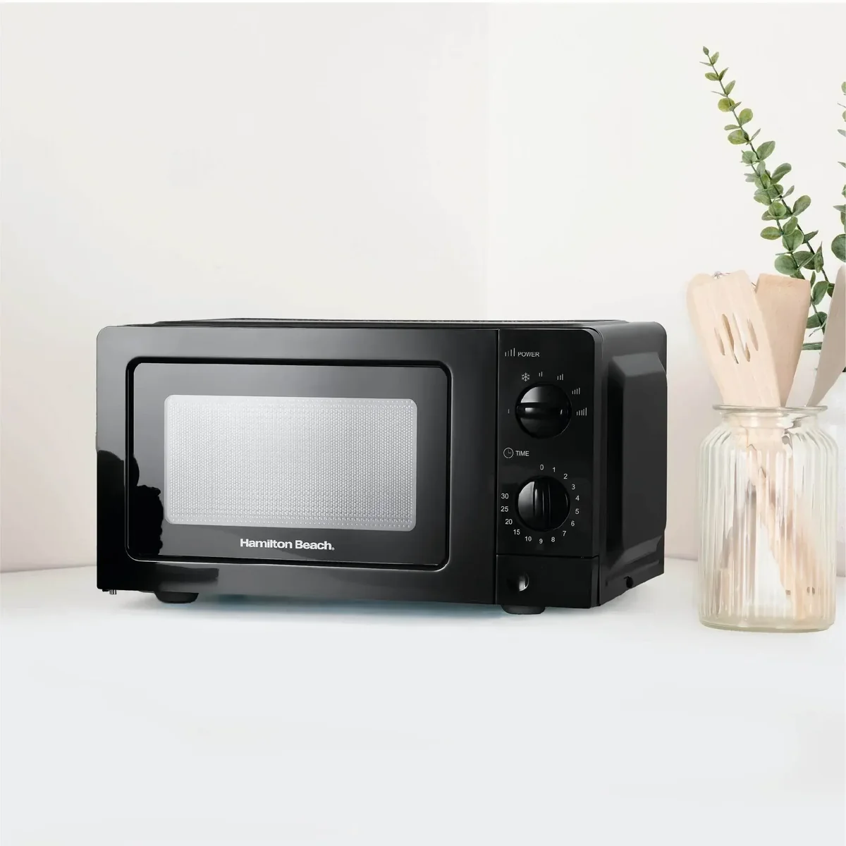 Hamilton Beach 20L Microwave - Black - Image 3